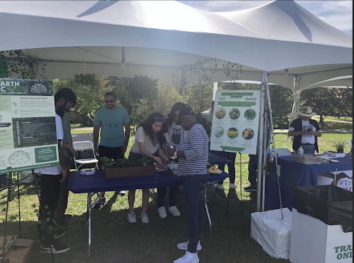 /honors/Programs-Minors/co-curricular-programs/data-and-community-health/honors-in-community-health/wear-project-description-and-mission-statement-pic.png