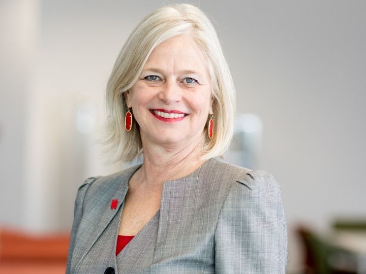 Kathryn Tart, founding dean, professor and Humana Endowed Dean's Chair in Nursing Kathryn Tart, founding dean, professor and Humana Endowed Dean's Chair in Nursing