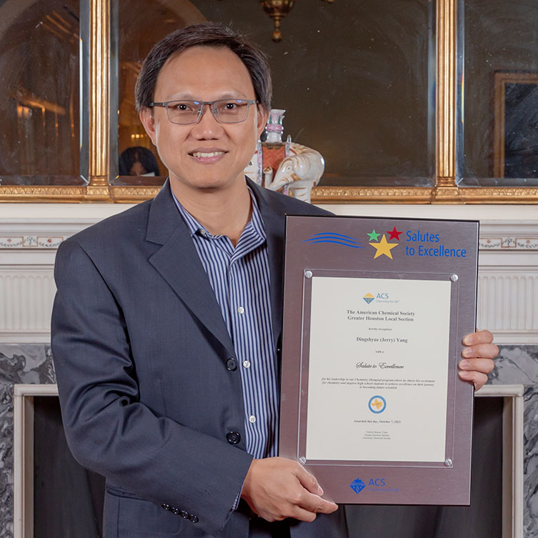 Ding-Shyue (Jerry) Yang