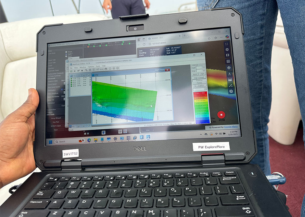 Live data from on the R/V Mishipeshu.