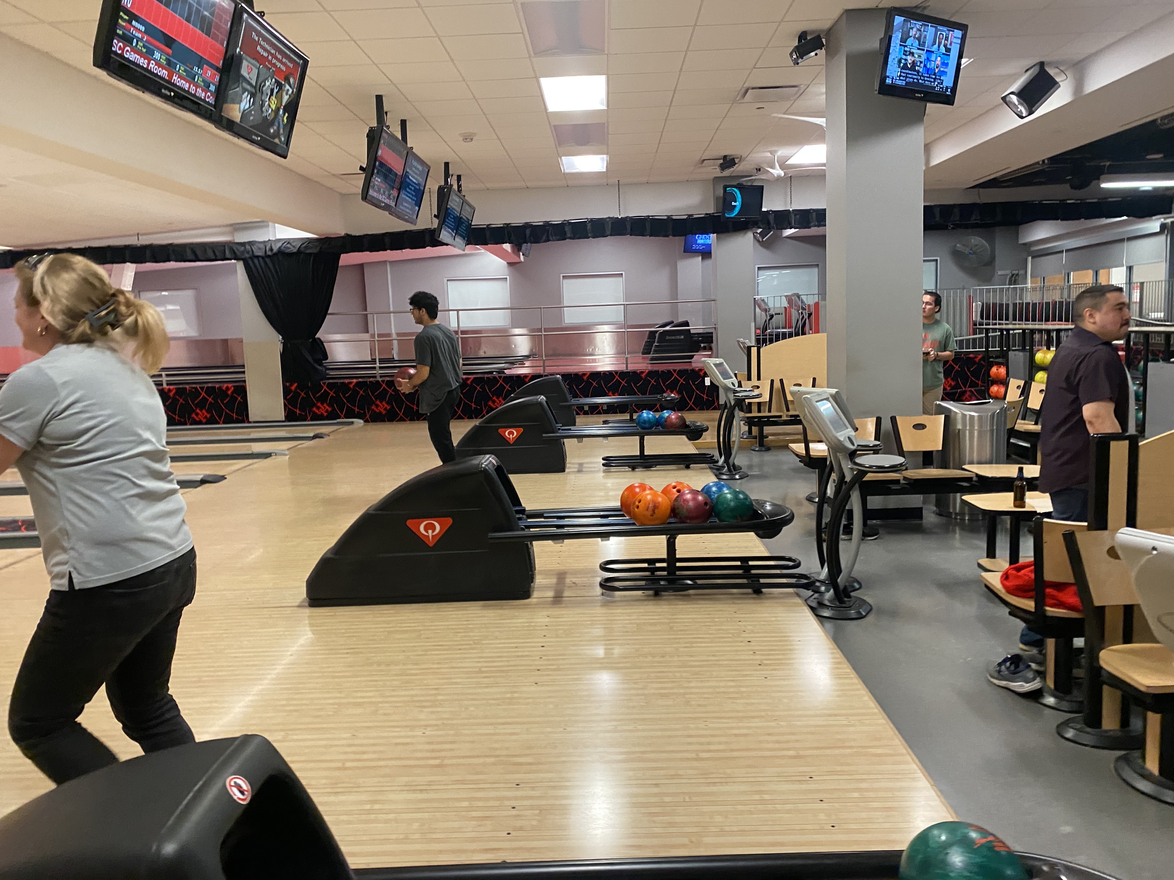 gameroom-jen_moses_bowling2.jpg