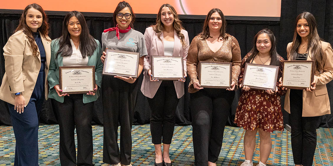 Tammie Lam holding certificate at APhA 2025